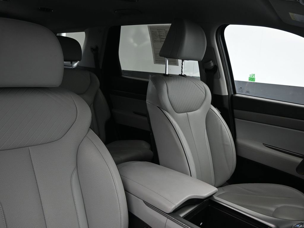 Used 2023 Hyundai Palisade SEL image 11