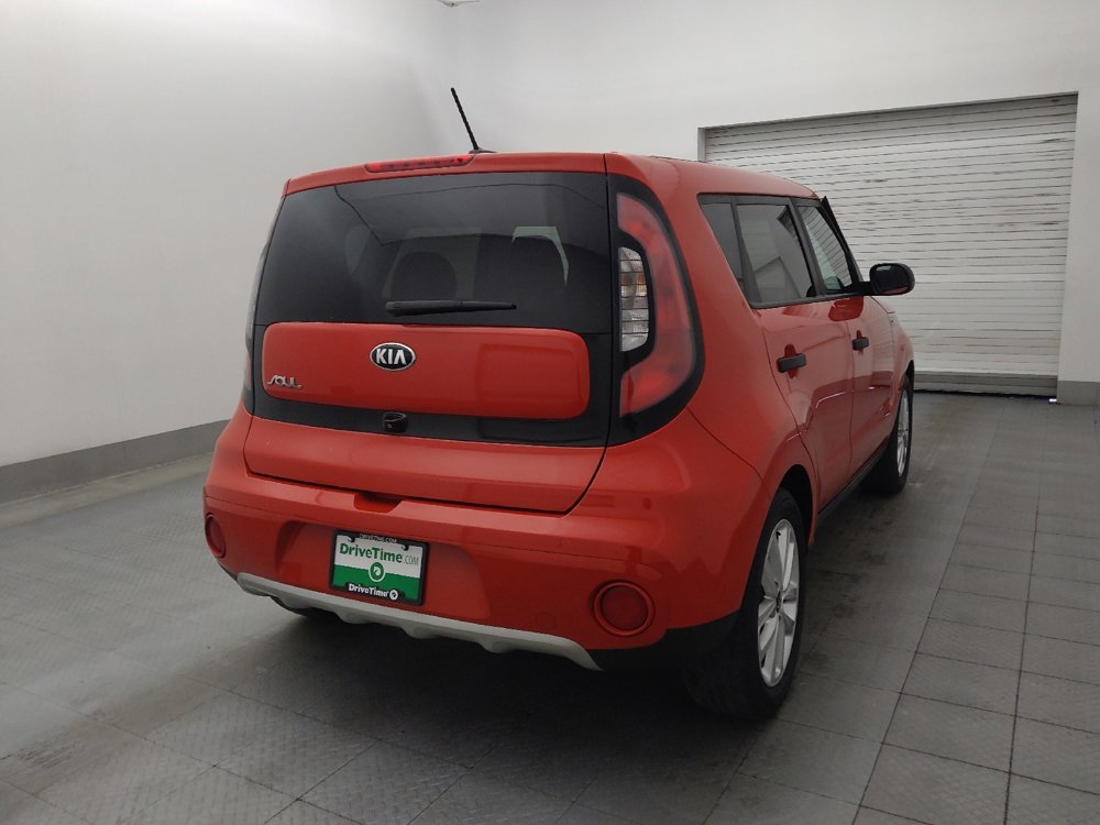 Used 2019 Kia Soul + FWD image 7