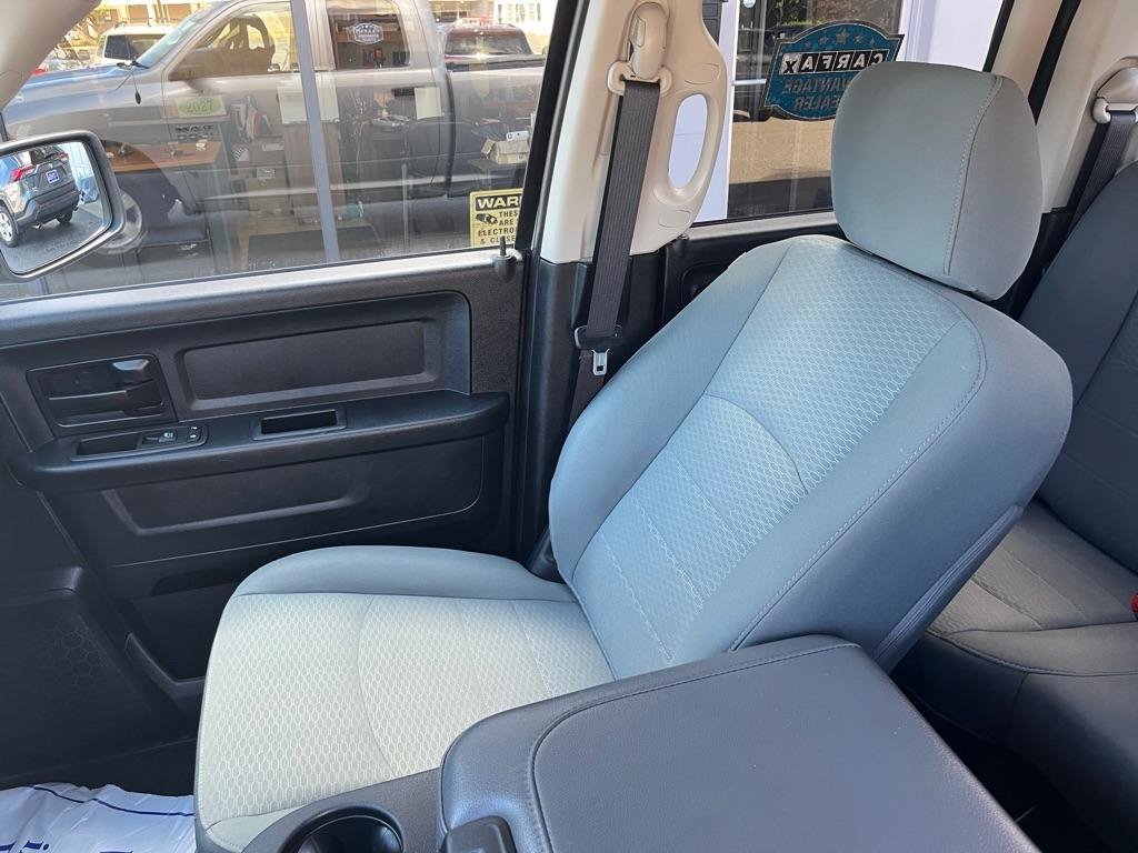 Used 2016 RAM 1500 Express AWD/4WD image 11