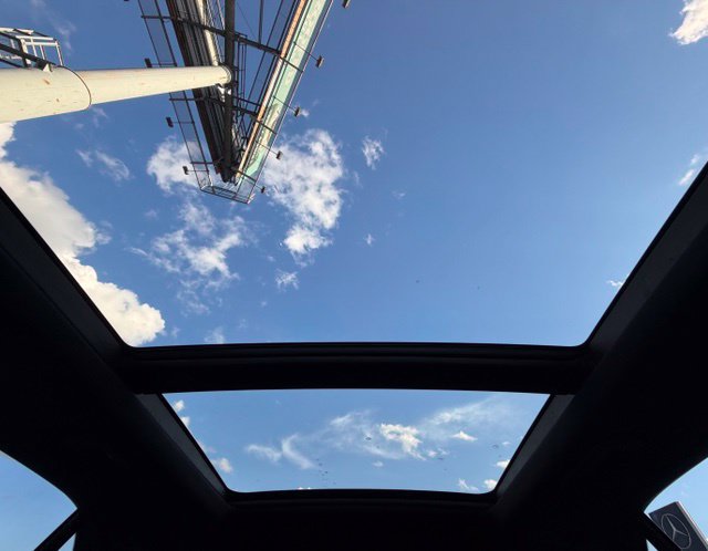 Used 2023 Mercedes-Benz GLE 350 4MATIC w/ Premium Package image 18