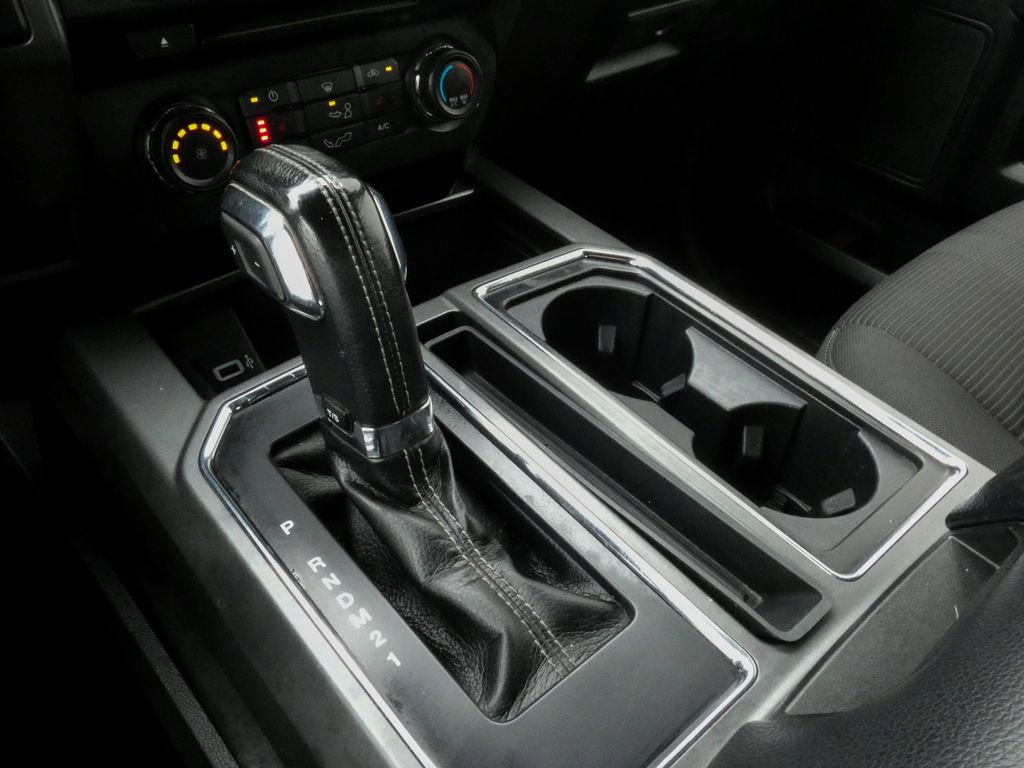 Used 2017 Ford F150 XLT w/ Equipment Group 302A Luxury image 24