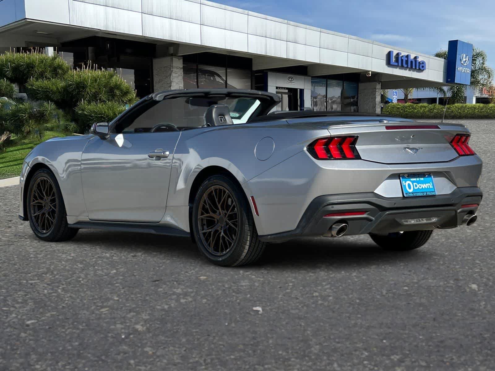 Used 2025 Ford Mustang Premium RWD image 7