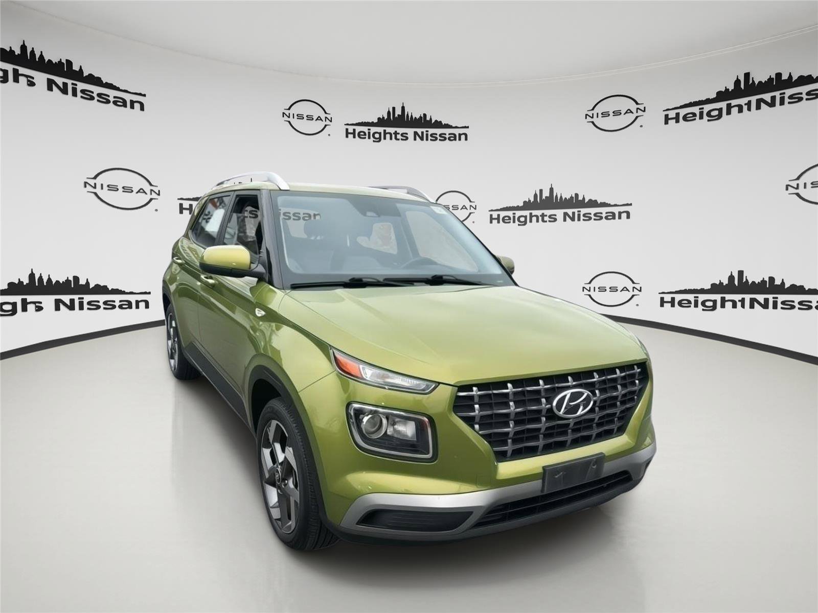 Used 2023 Hyundai Venue SEL w/ Cargo Package image 9