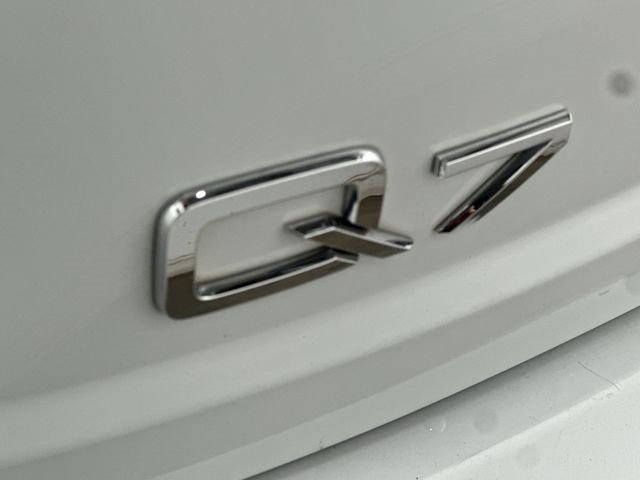 Used 2017 Audi Q7 3.0T Premium Plus image 31