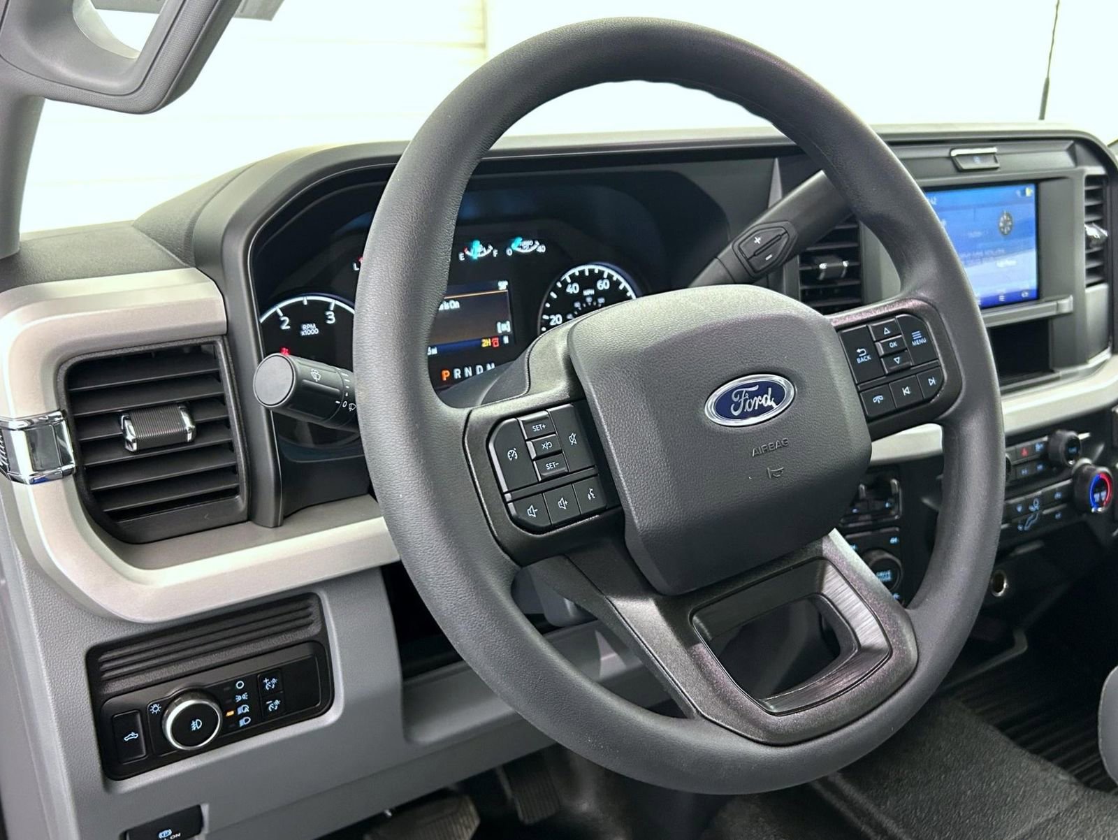 New 2026 Ford F350 XL w/ XL Chrome Package AWD/4WD image 11