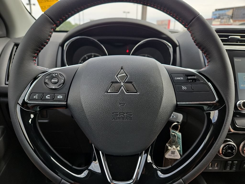 New 2026 Mitsubishi Outlander Sport LE AWD/4WD image 28
