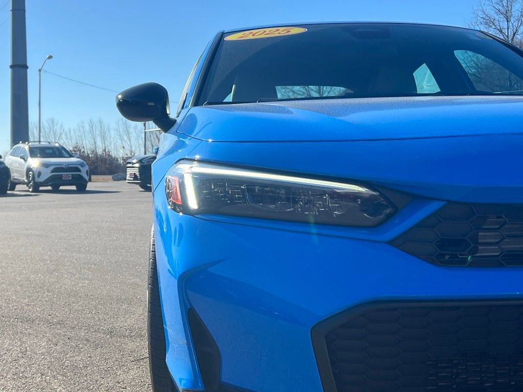 Used 2025 Honda Civic Sport image 31