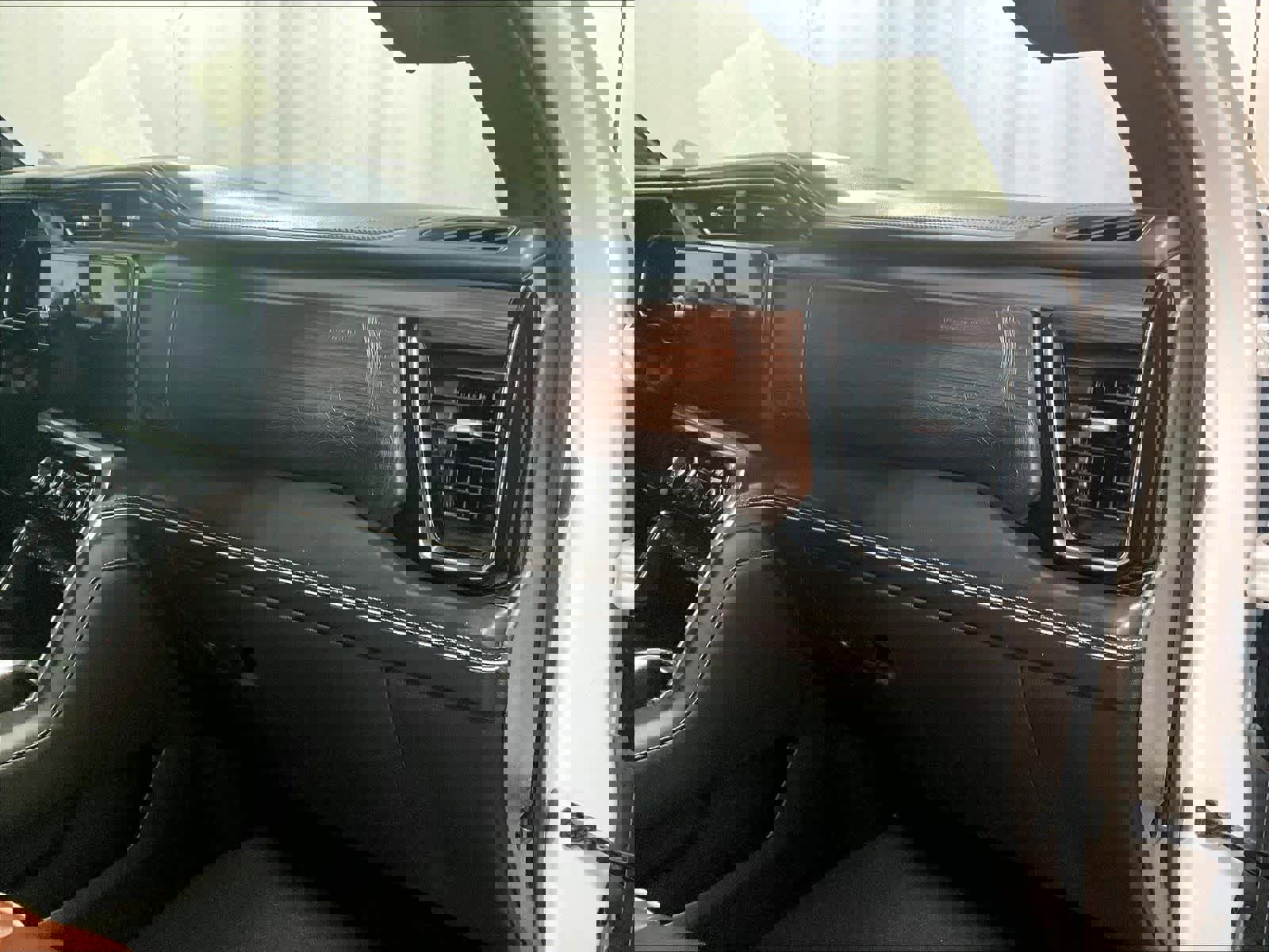 Used 2023 GMC Sierra 1500 Denali Ultimate image 13