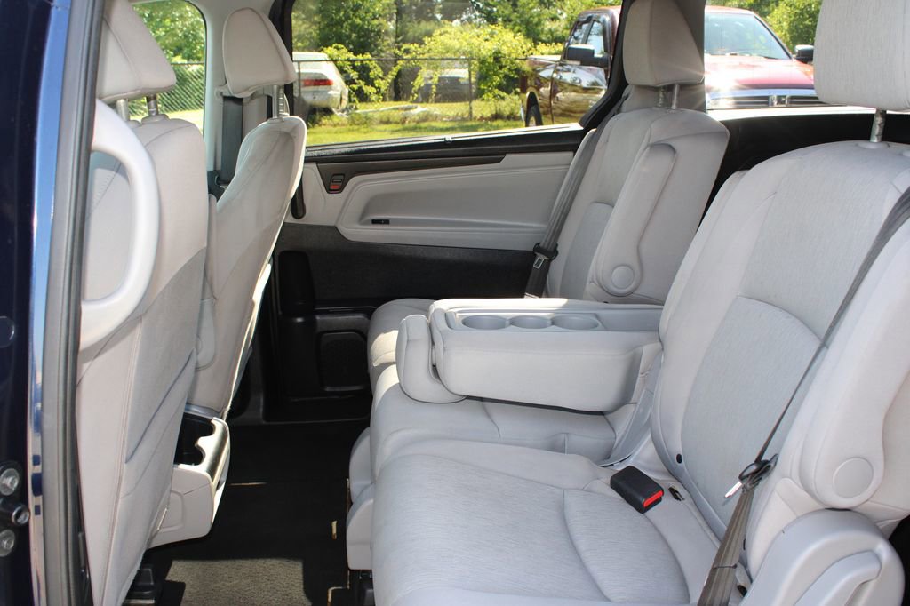 Used 2019 Honda Odyssey EX image 12