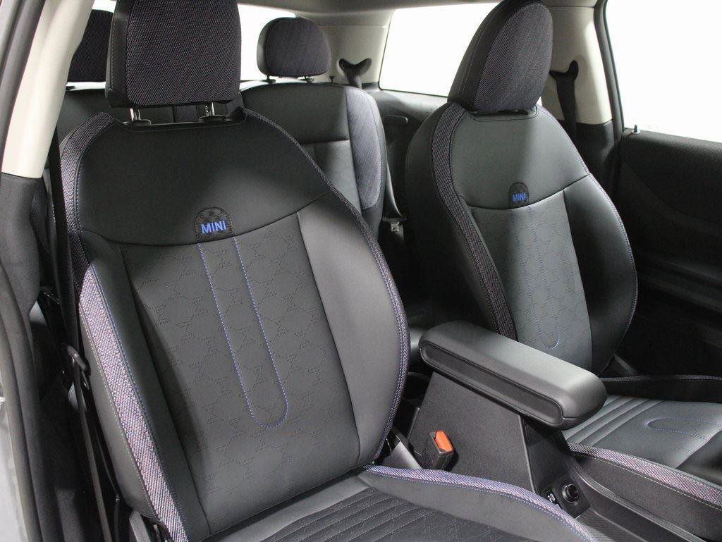 Certified 2025 MINI Cooper S image 14