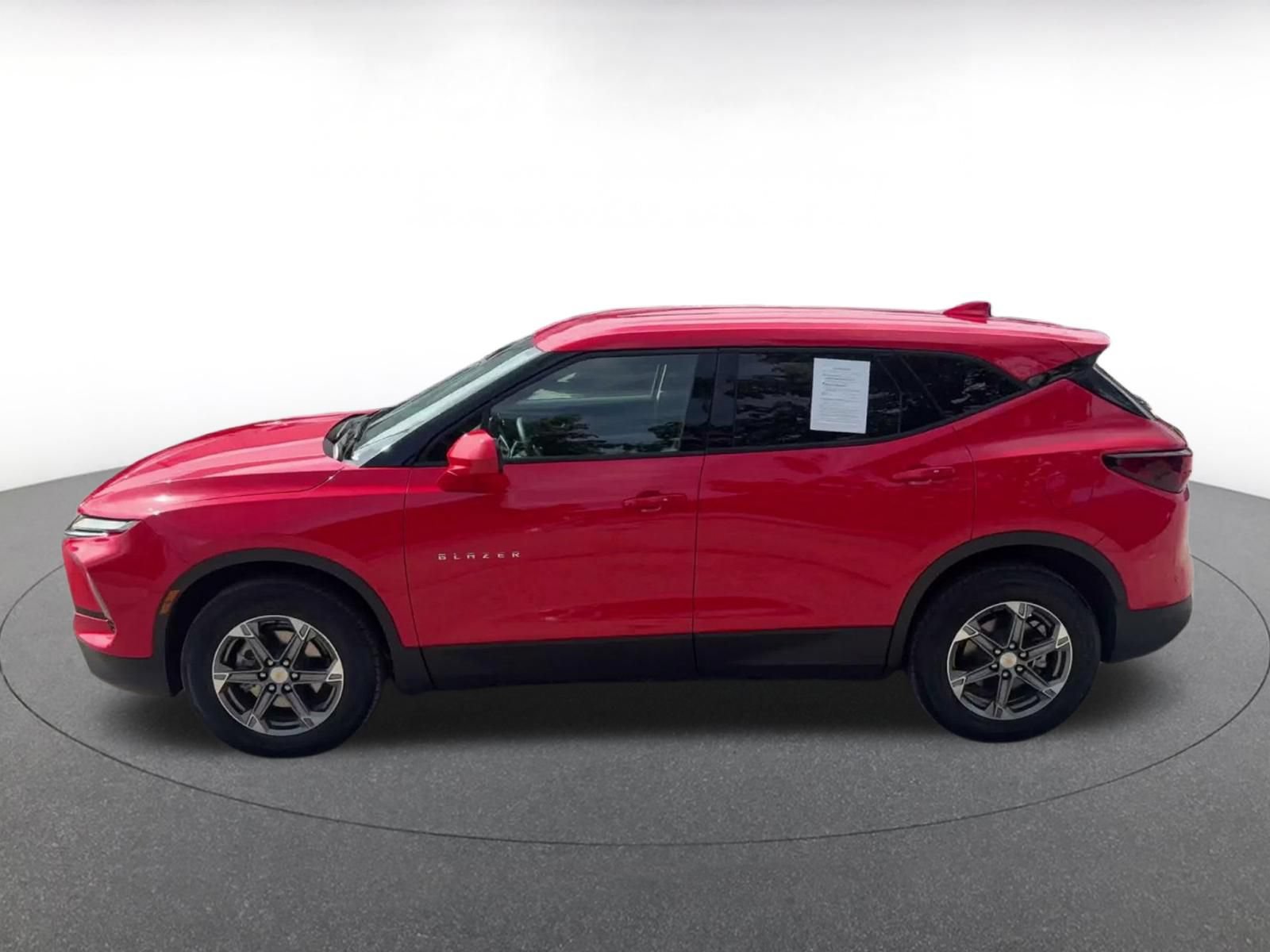 Used 2026 Chevrolet Blazer LT AWD/4WD image 7