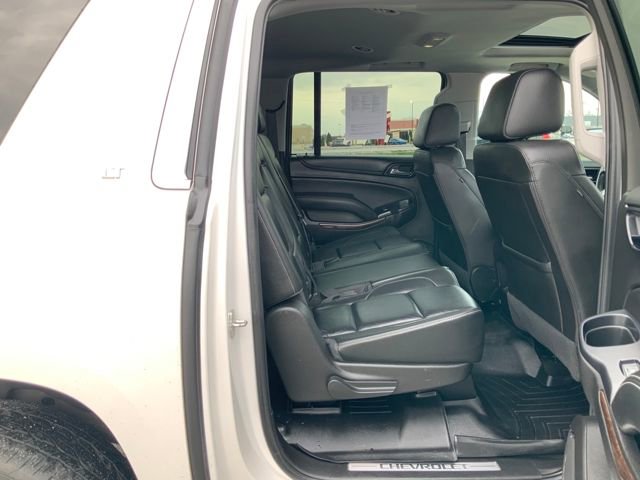 Used 2018 Chevrolet Suburban LT image 19