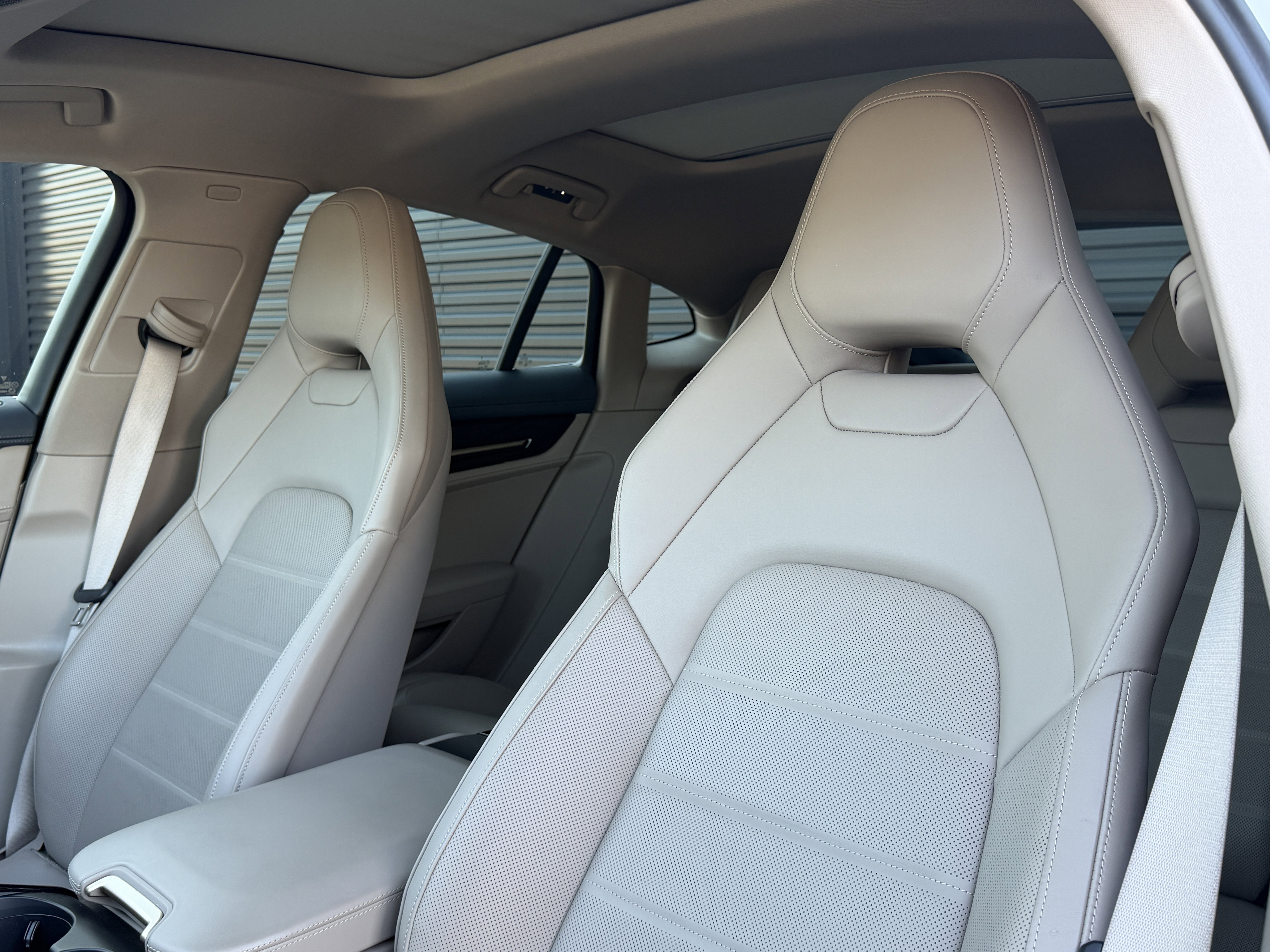 Certified 2024 Porsche Panamera 4 image 13