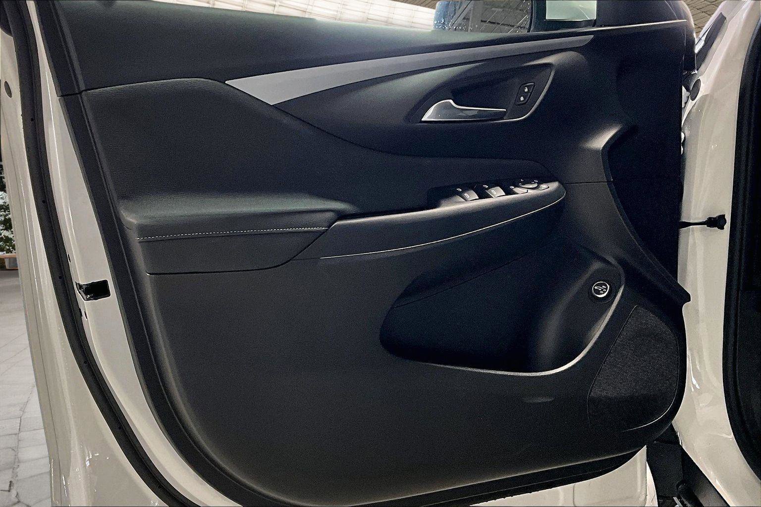 New 2026 Buick Envista Sport Touring w/ Convenience I Package FWD image 9