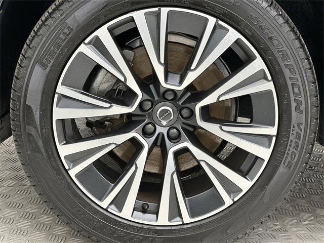 Used 2020 Volvo XC90 T5 Momentum image 10