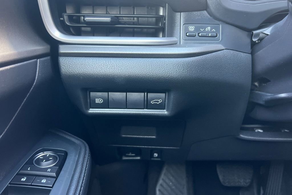 Certified 2025 Toyota Grand Highlander XLE image 31