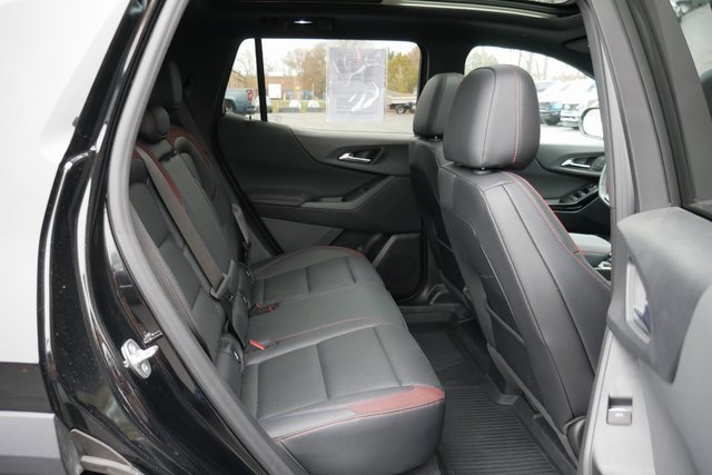 Used 2025 Chevrolet Equinox RS w/ Safety and Technology Package image 25