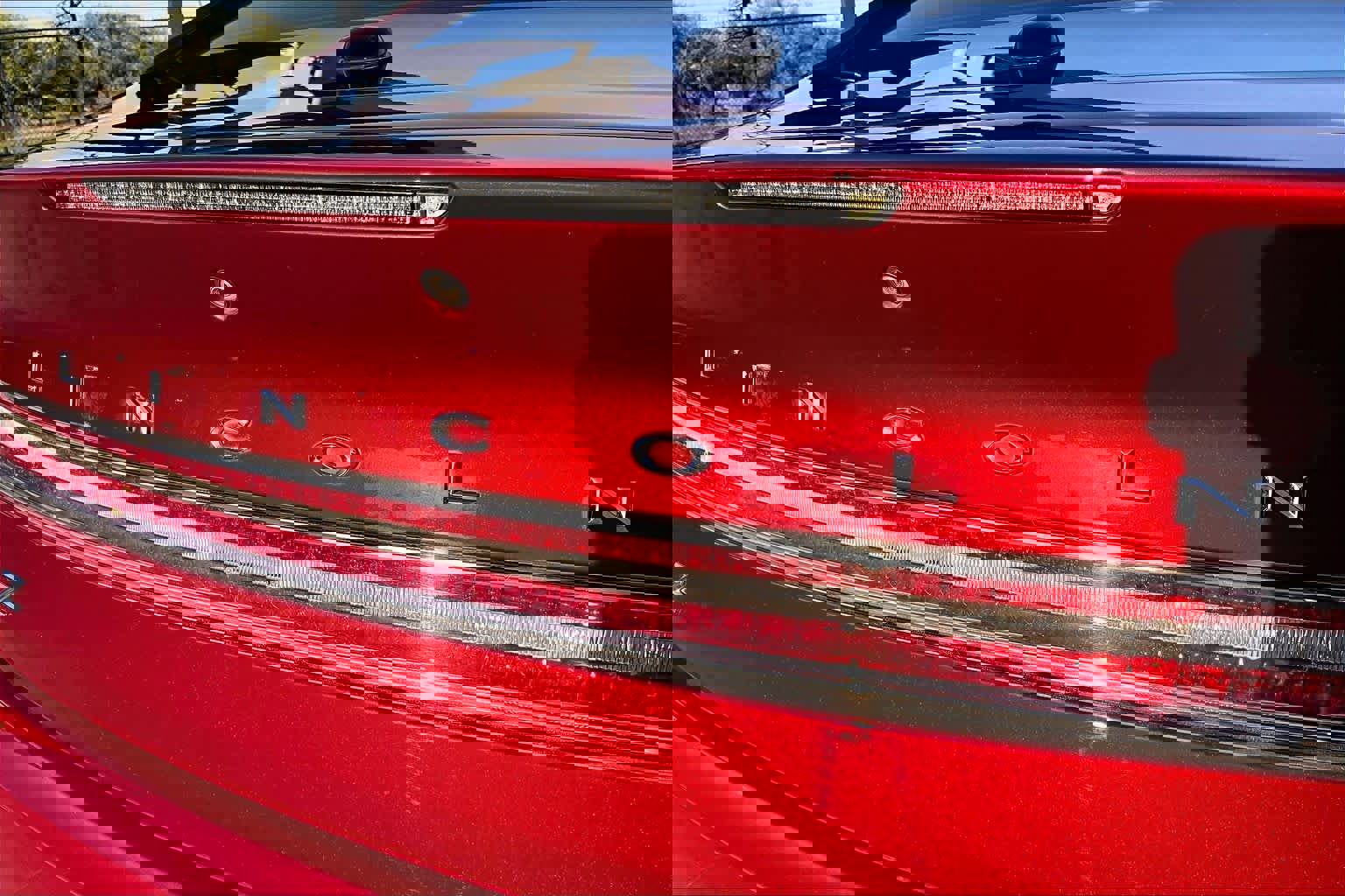 Used 2016 Lincoln MKZ Hybrid image 30