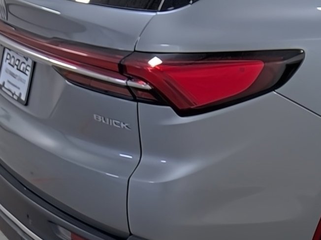 Used 2025 Buick Enclave Preferred image 13