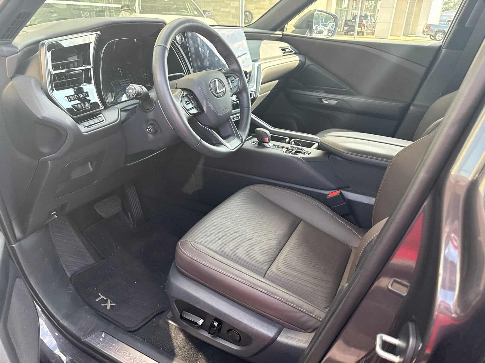 Used 2026 Lexus TX 350 AWD w/ Technology Package image 2