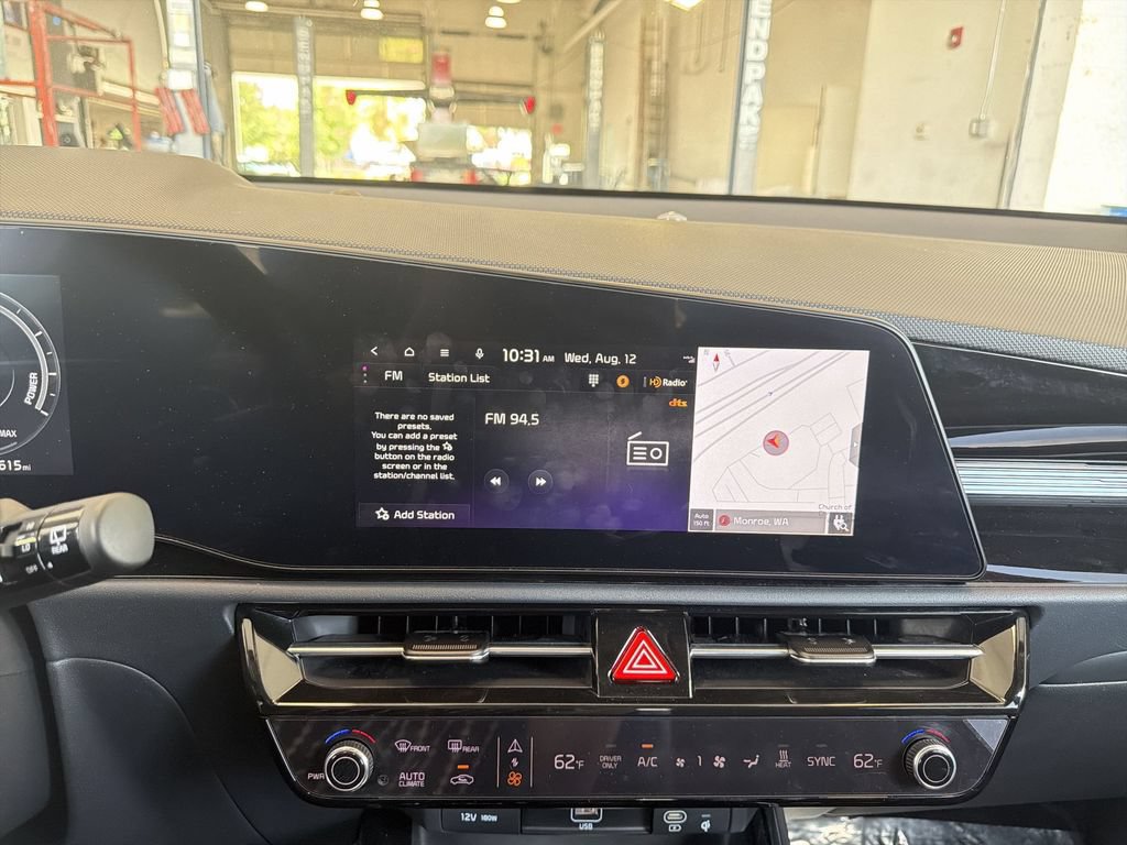 Used 2024 Kia Niro Wind w/ Wind Preserve Package FWD image 14