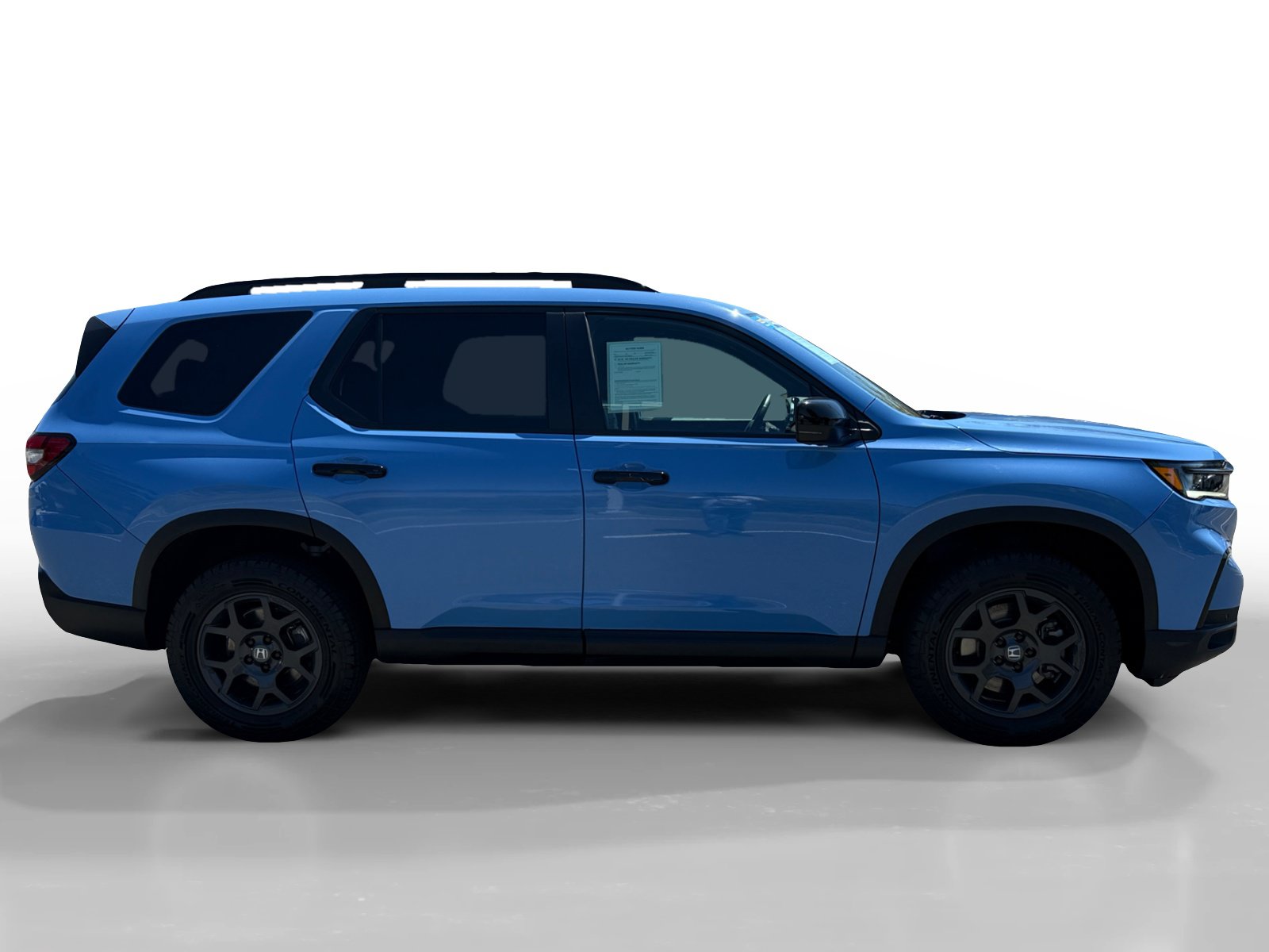 Used 2025 Honda Pilot TrailSport image 6