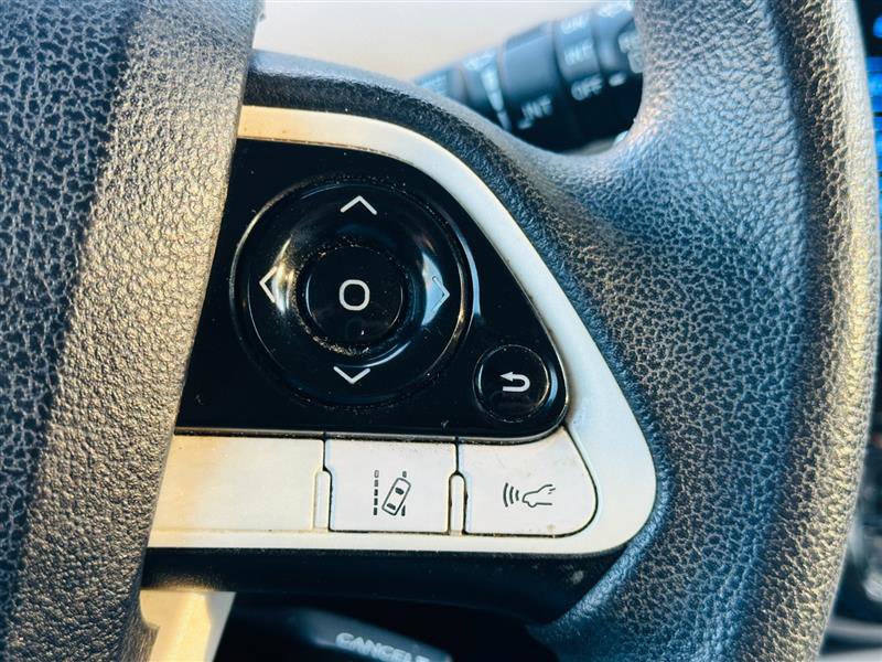 Used 2018 Toyota Prius Two image 25