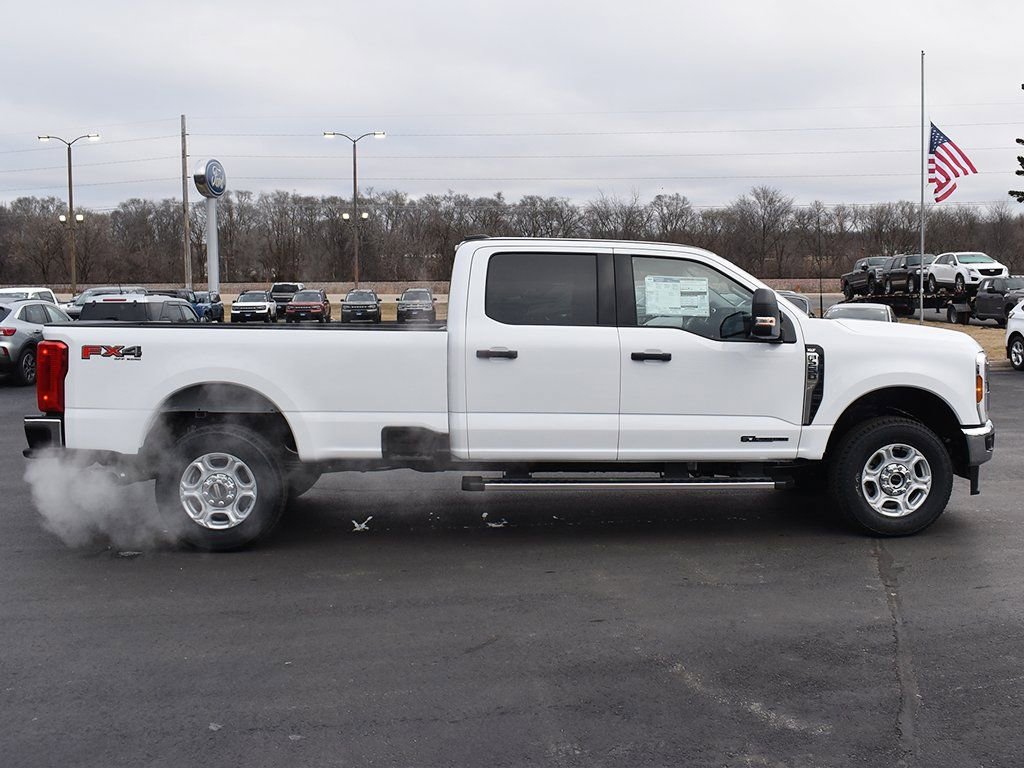 New 2025 Ford F250 XLT w/ FX4 Off-Road Package image 12