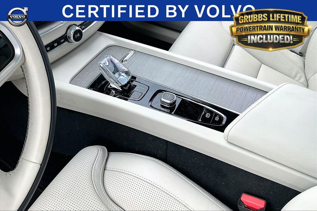 Used 2023 Volvo XC60 B6 Ultimate w/ Protection Package Premier AWD/4WD image 18