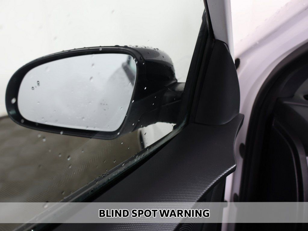 Used 2023 Hyundai Kona N Line image 6