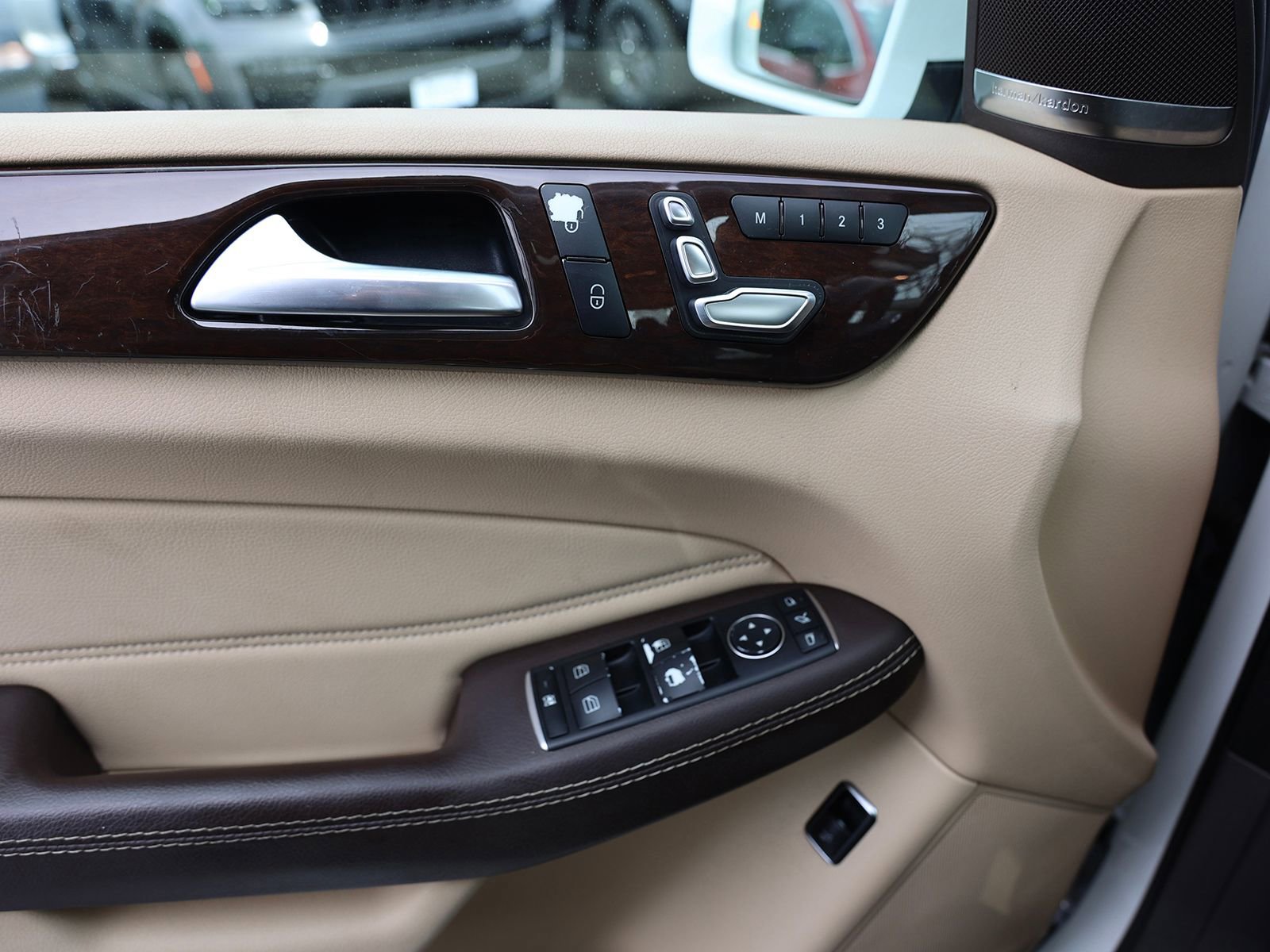Used 2018 Mercedes-Benz GLE 350 4MATIC image 38