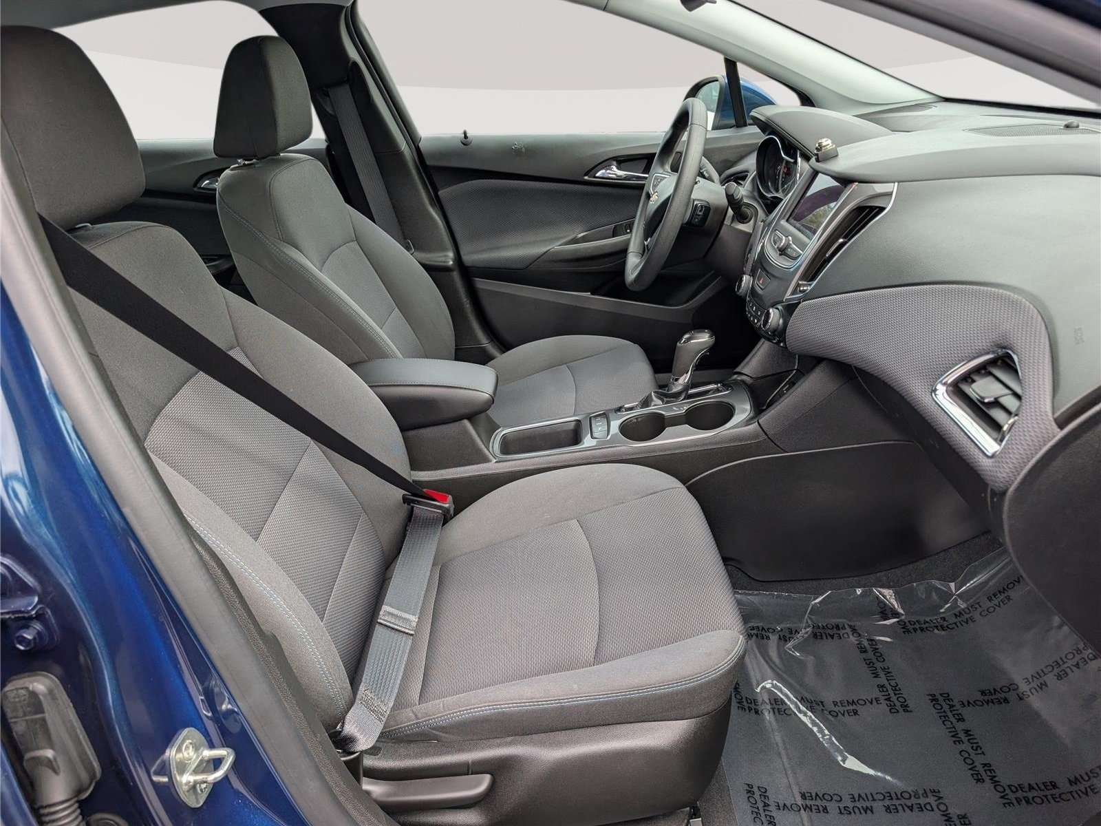Used 2019 Chevrolet Cruze LT w/ Convenience Package FWD image 12