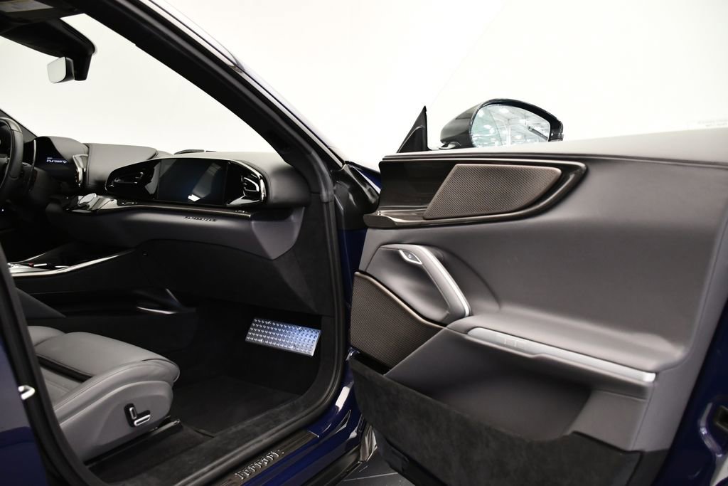 Used 2023 Ferrari Purosangue image 48