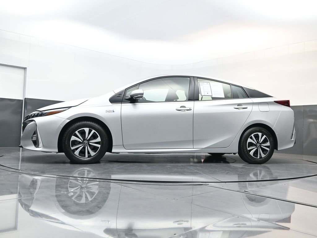Used 2019 Toyota Prius Prime Advanced image 25