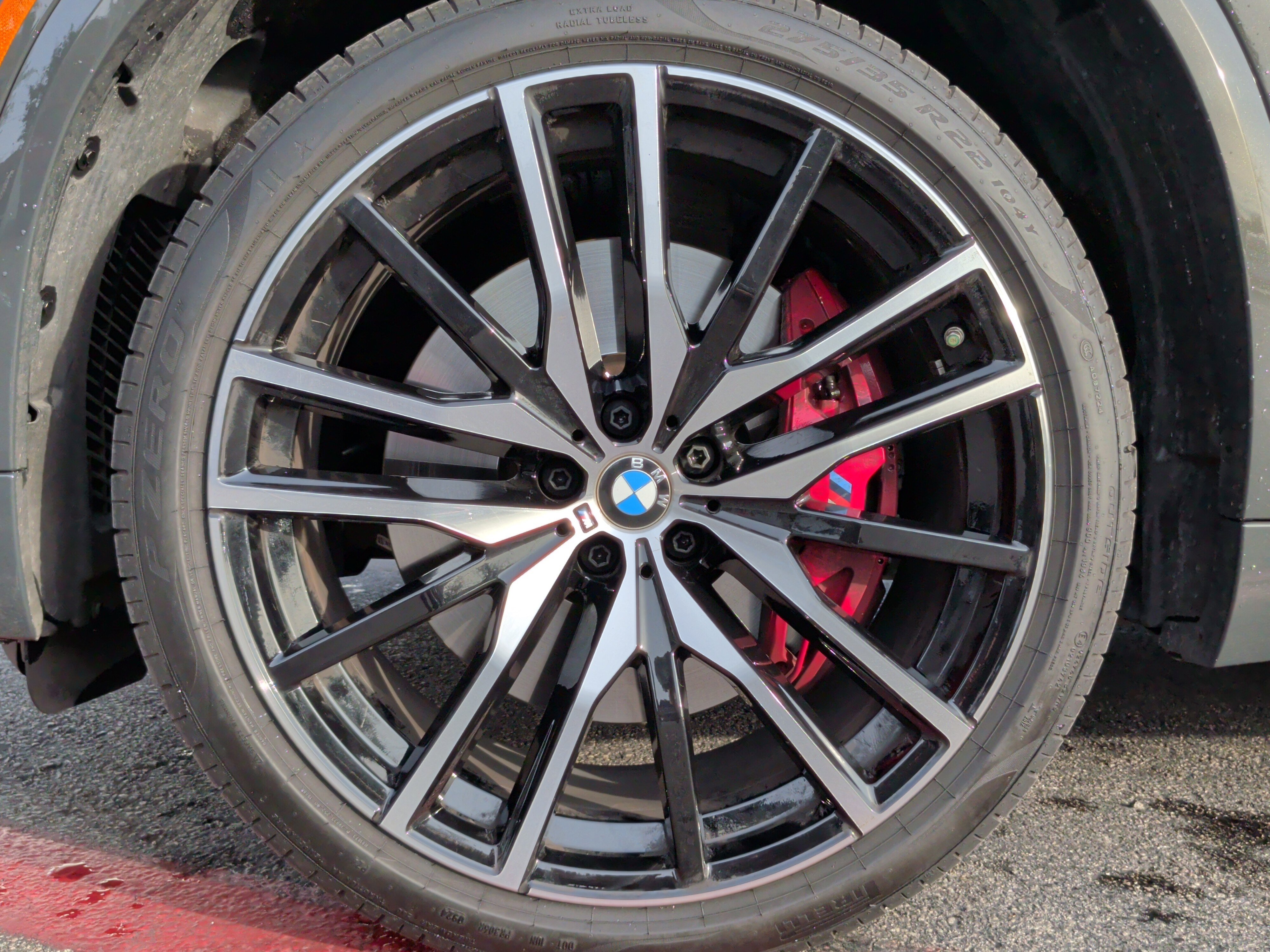 Certified 2025 BMW X5 M60i w/ Climate Comfort Package image 13