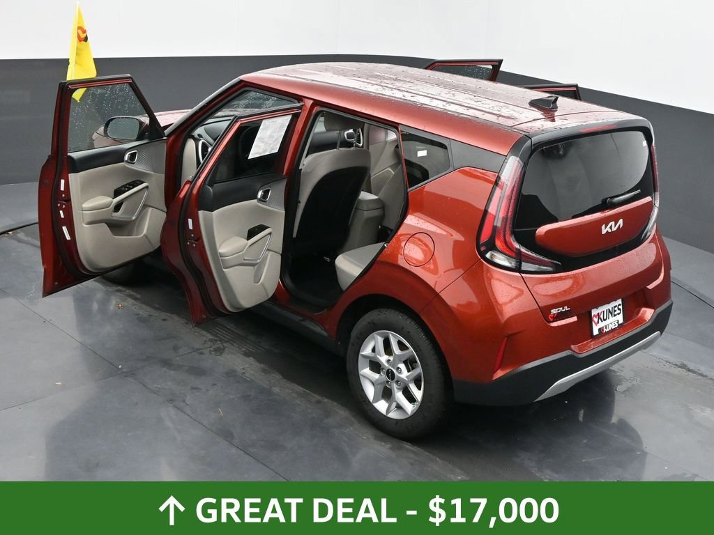 Used 2025 Kia Soul LX w/ LX Technology Package image 68