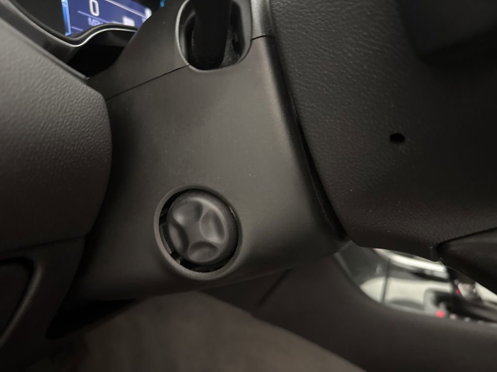 Used 2017 Chevrolet Impala Premier w/ Enhanced Convenience Package image 23