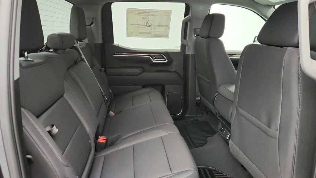 Used 2025 GMC Sierra 1500 Elevation image 21
