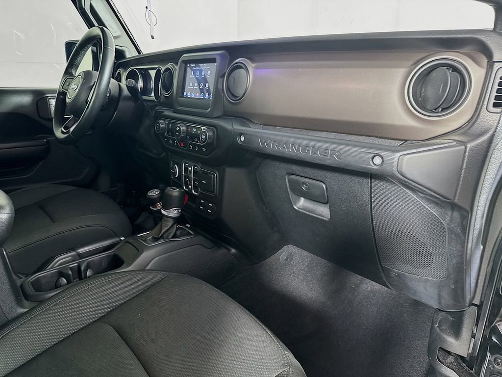 Used 2020 Jeep Wrangler Unlimited Sport S AWD/4WD image 34