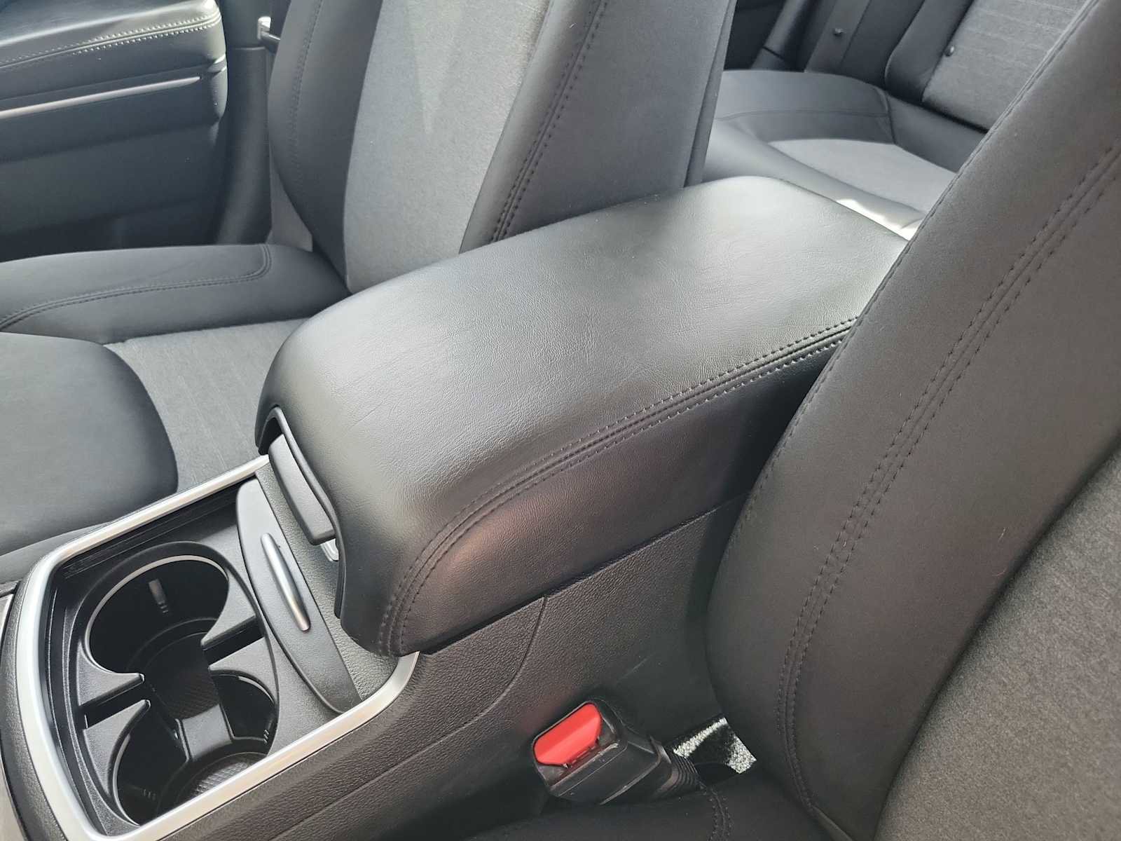 Used 2021 Chrysler 300 Touring w/ Sport Appearance Package RWD image 20