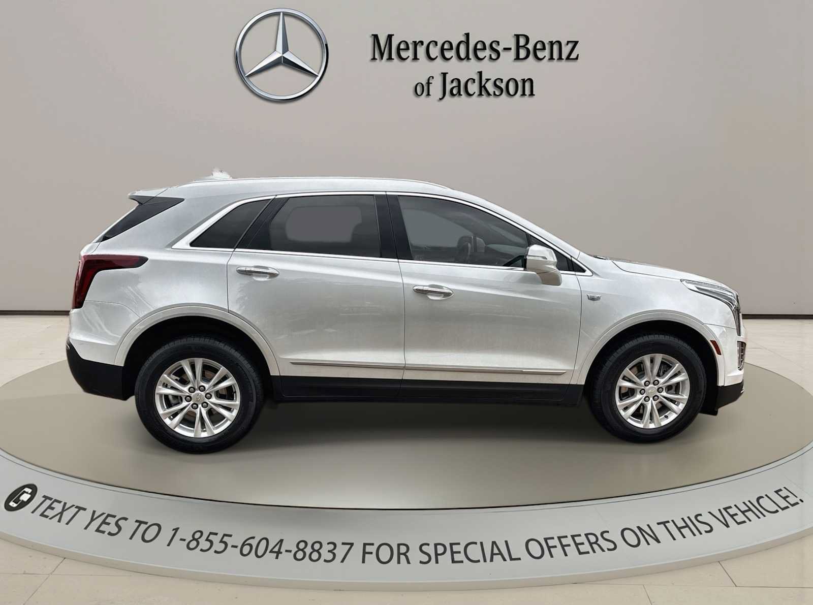 Used 2023 Cadillac XT5 Luxury FWD image 7
