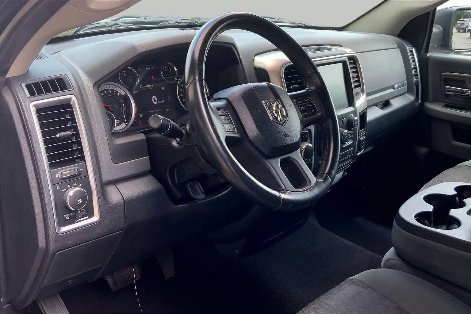 Used 2016 RAM 1500 Big Horn RWD image 17