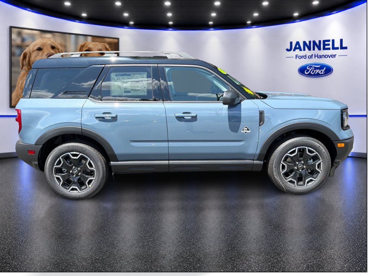 New 2026 Ford Bronco Sport Outer Banks AWD/4WD image 4