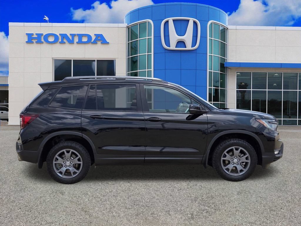 Used 2025 Honda Passport TrailSport video 2