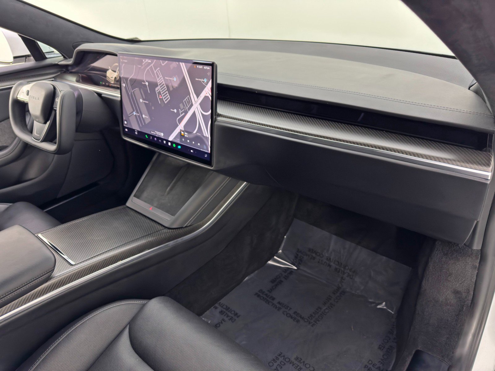 Used 2021 Tesla Model S Plaid image 15