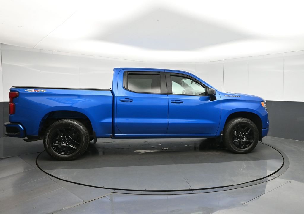 Used 2023 Chevrolet Silverado 1500 RST AWD/4WD image 8