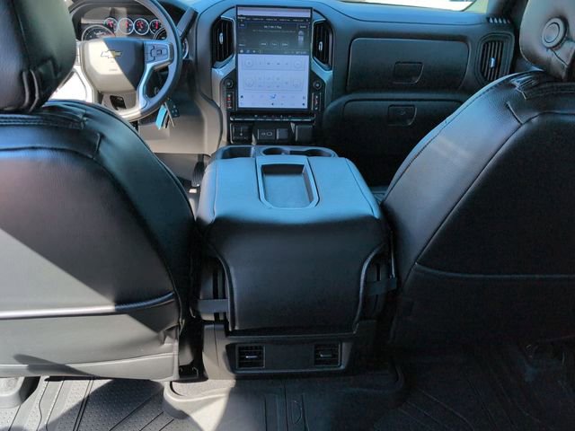 Used 2022 Chevrolet Silverado 2500 Custom w/ Custom Value Package image 21
