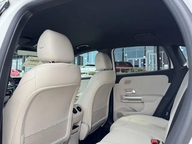 New 2025 Mercedes-Benz GLA 250 image 11
