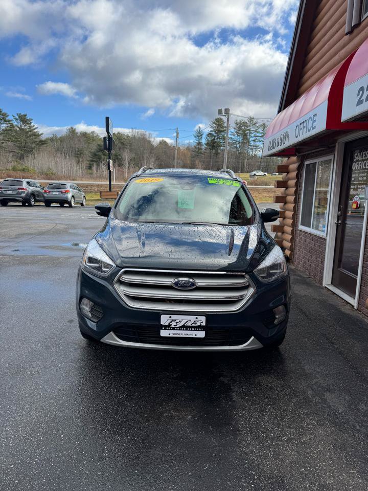 Used 2019 Ford Escape Titanium AWD/4WD image 3