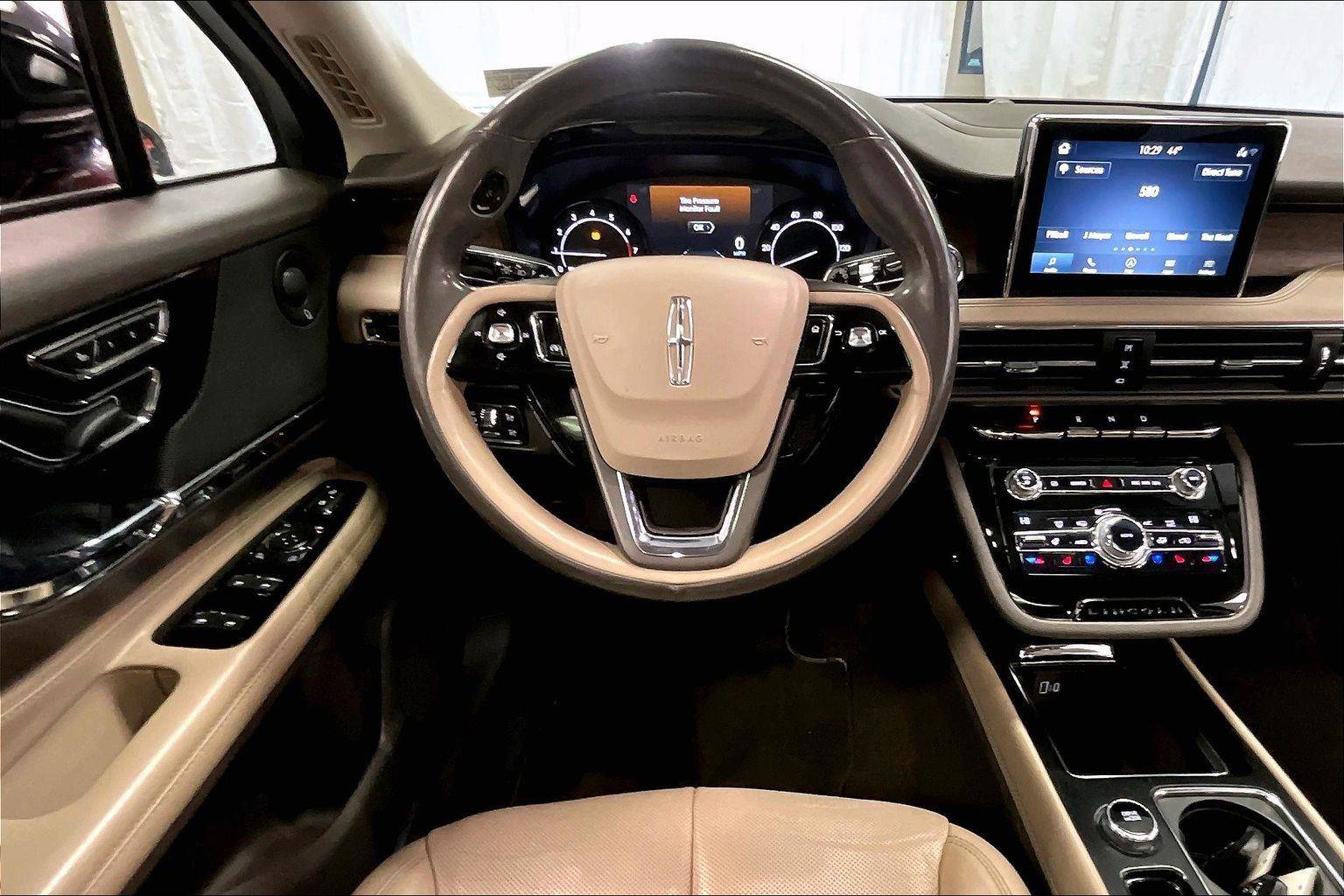 Used 2020 Lincoln Corsair Reserve w/ Elements Package image 5